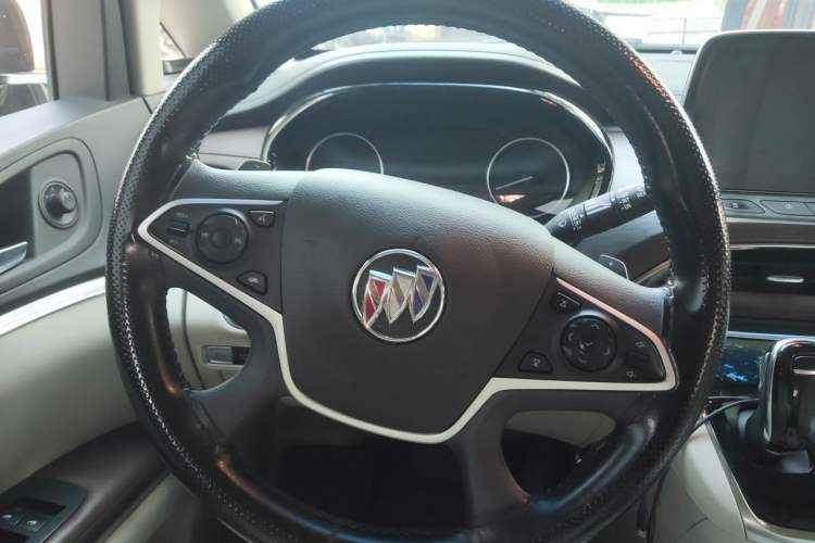 Used Buick GL8 2023 Land Executive Class Smart Enjoyment Model Steering Wheel