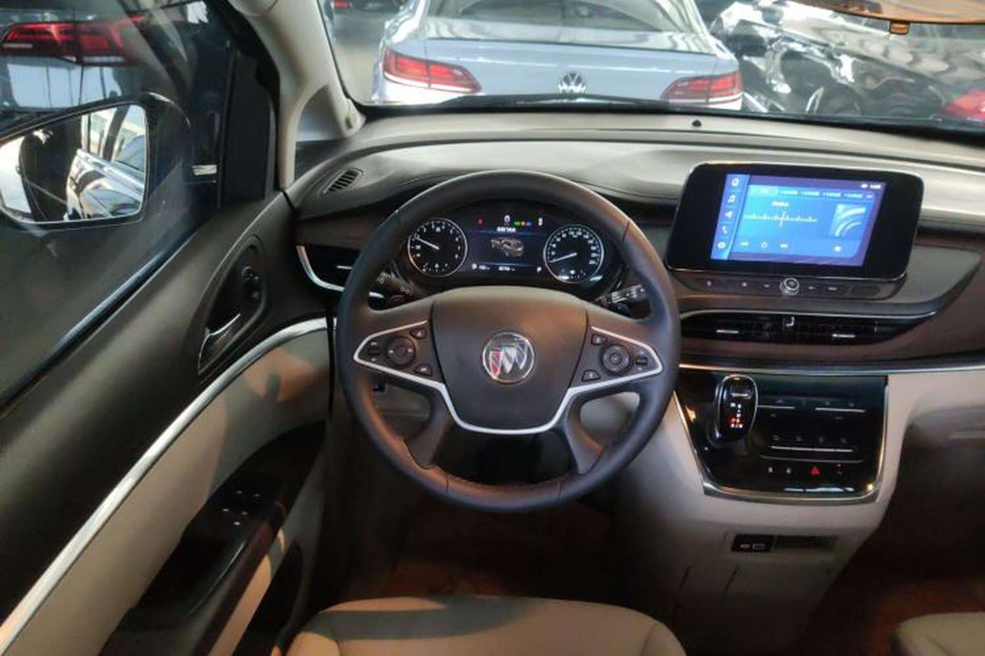 Used Buick GL8 2023 Land Executive Class Comfort Model Steering Wheel