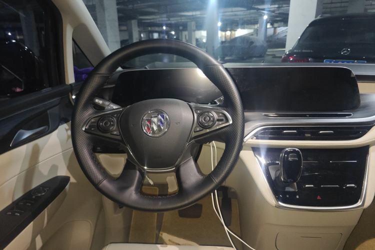 Used Buick GL8 2023 ES Lu Zun Comfort Model Steering Wheel