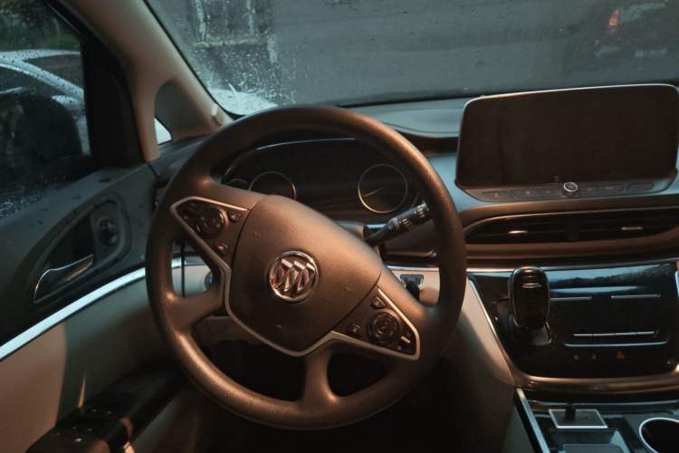 Used Buick GL8 2023 Land Executive Class Smart Enjoyment Model Steering Wheel