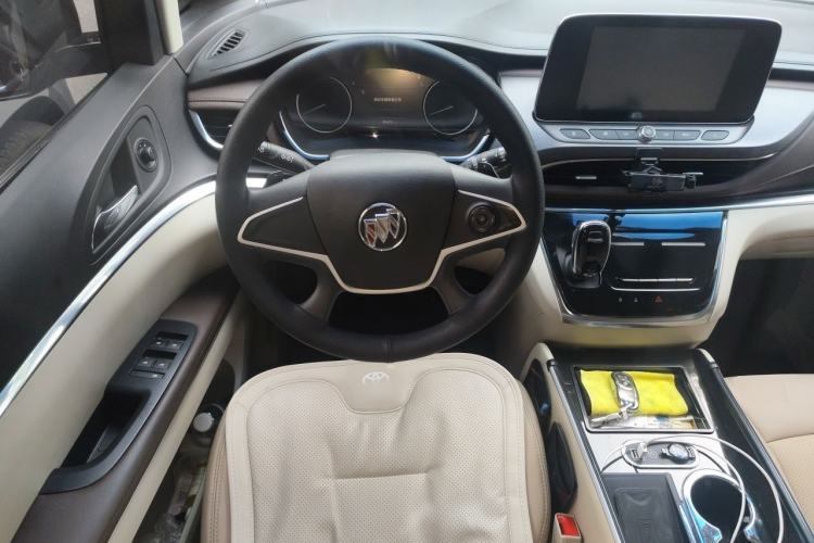 Used Buick GL8 2023 Land Executive Class Comfort Model Steering Wheel