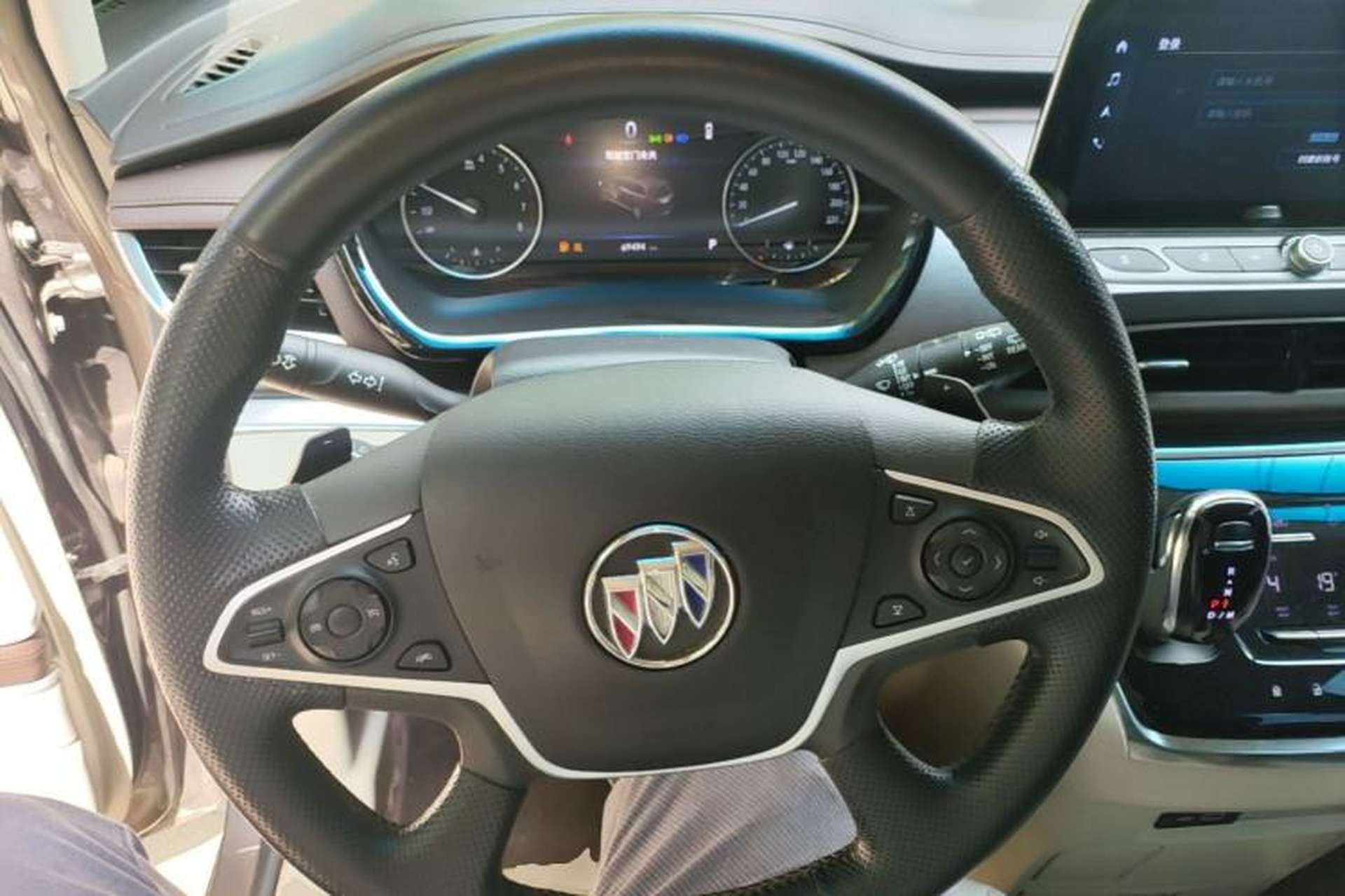 Used Buick GL8 2023 Land Executive Class Smart Enjoyment Model Steering Wheel