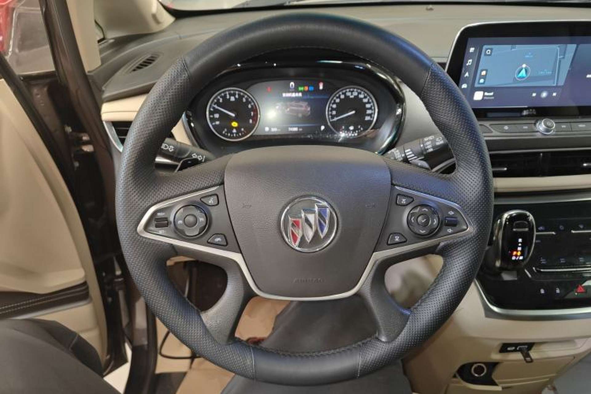 Used Buick GL8 2023 Facelifted Land Cruiser Executive Luxury Version Steering Wheel