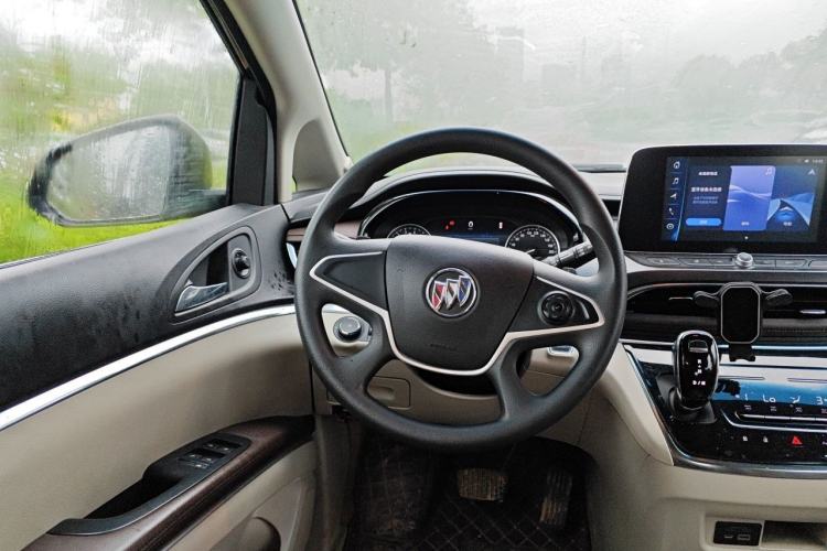 Used Buick GL8 2023 Land Executive Class Comfort Model Steering Wheel