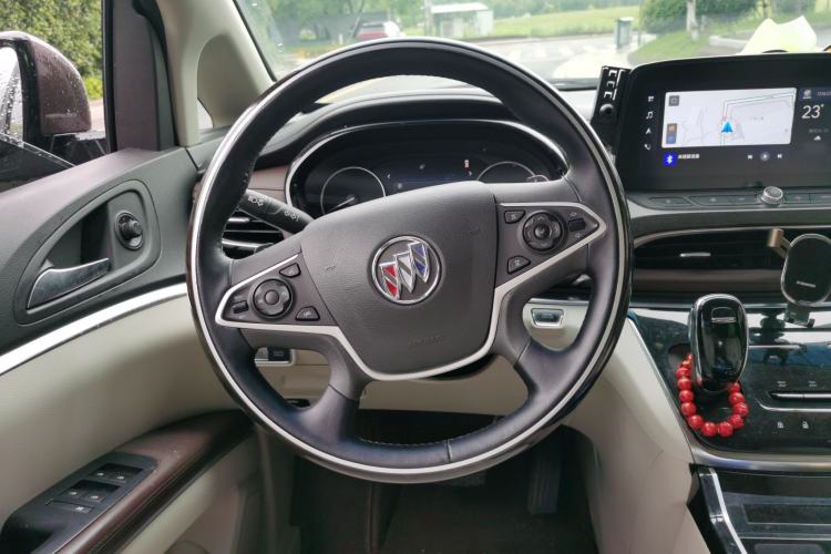 Used Buick GL8 2023 Land Executive Class Smart Enjoyment Model Steering Wheel