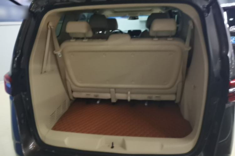 Used Buick GL8 2023 Facelifted Land Cruiser Executive Luxury Version Trunk