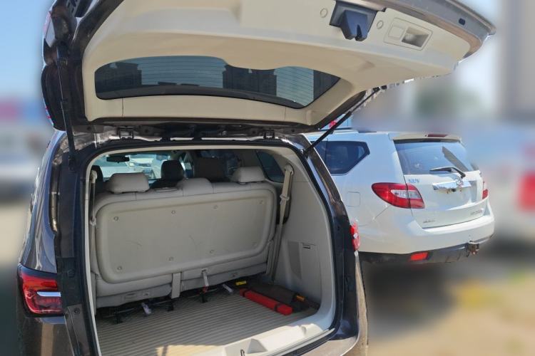 Used Buick GL8 2023 Land Executive Class Smart Enjoyment Model Trunk