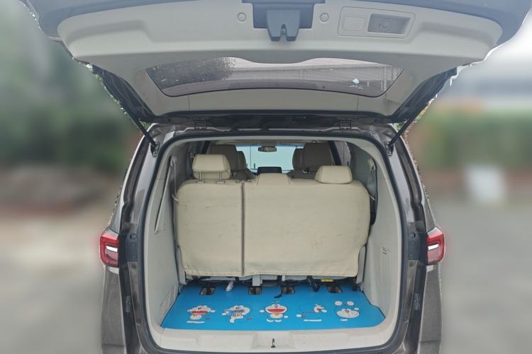 Used Buick GL8 2023 Land Executive Class Comfort Model Trunk