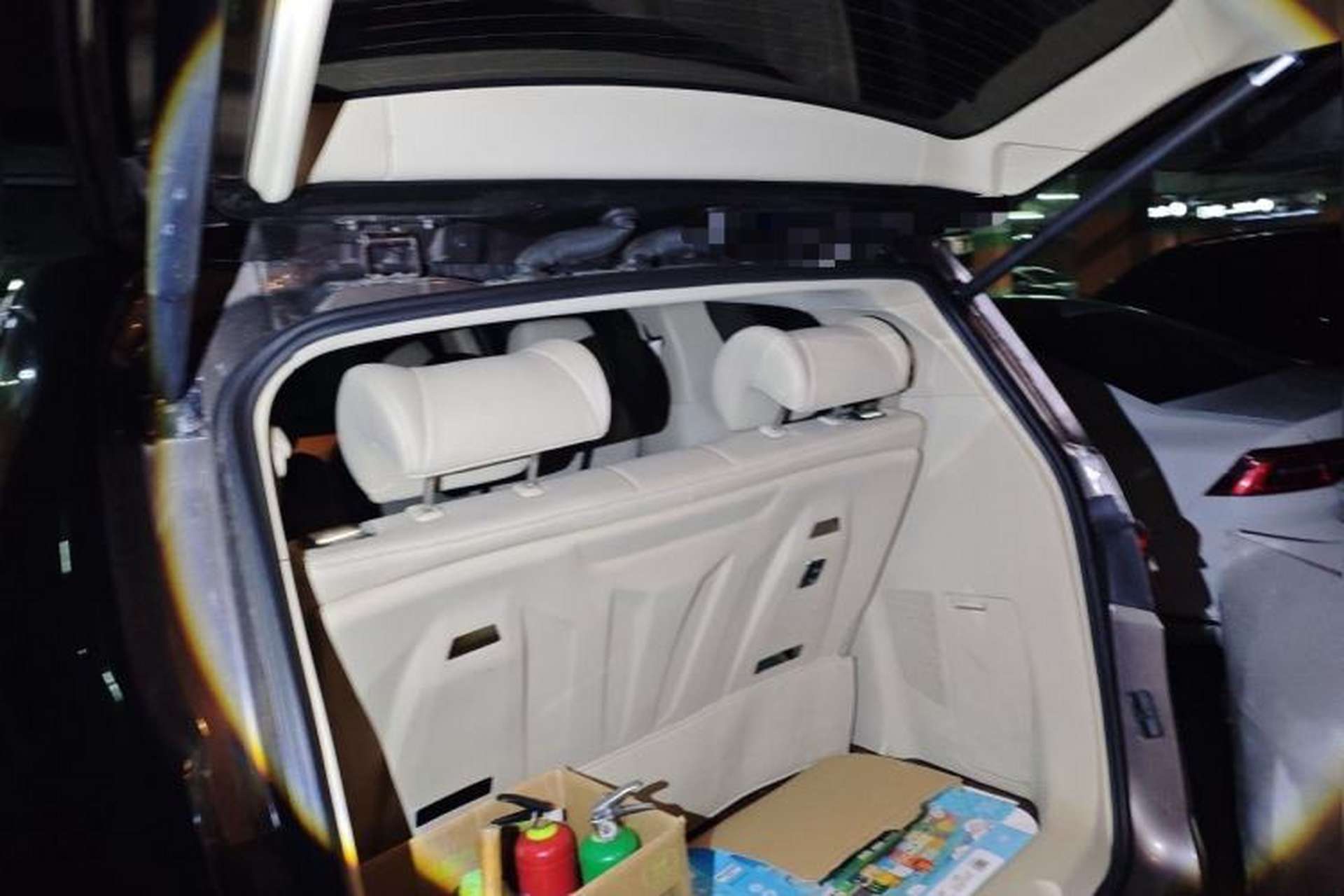 Used Buick GL8 2023 Facelifted Land Cruiser Executive Luxury Version Trunk