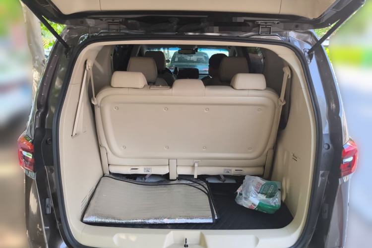Used Buick GL8 2023 Facelifted Land Cruiser Executive Luxury Version Trunk