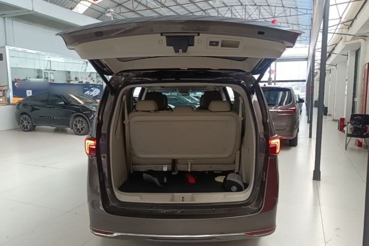 Used Buick GL8 2023 Land Executive Class Smart Enjoyment Model Trunk