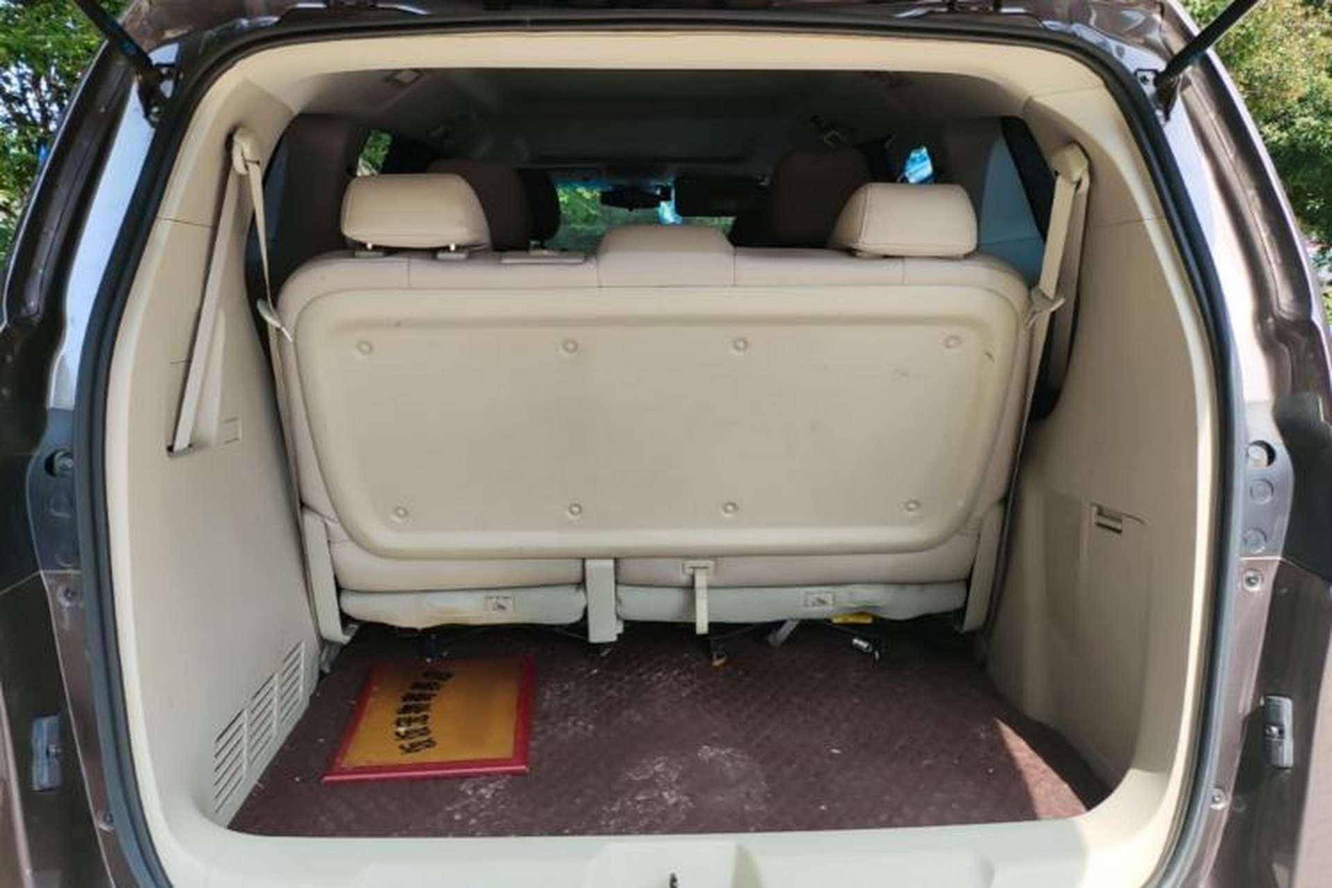 Used Buick GL8 2023 Land Executive Class Smart Enjoyment Model Trunk