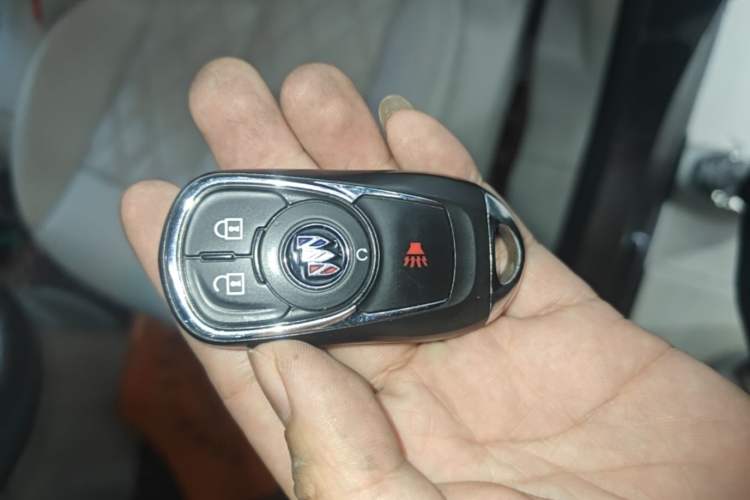 Used Buick GL8 2023 Land Executive Class Comfort Model Vehicle Key