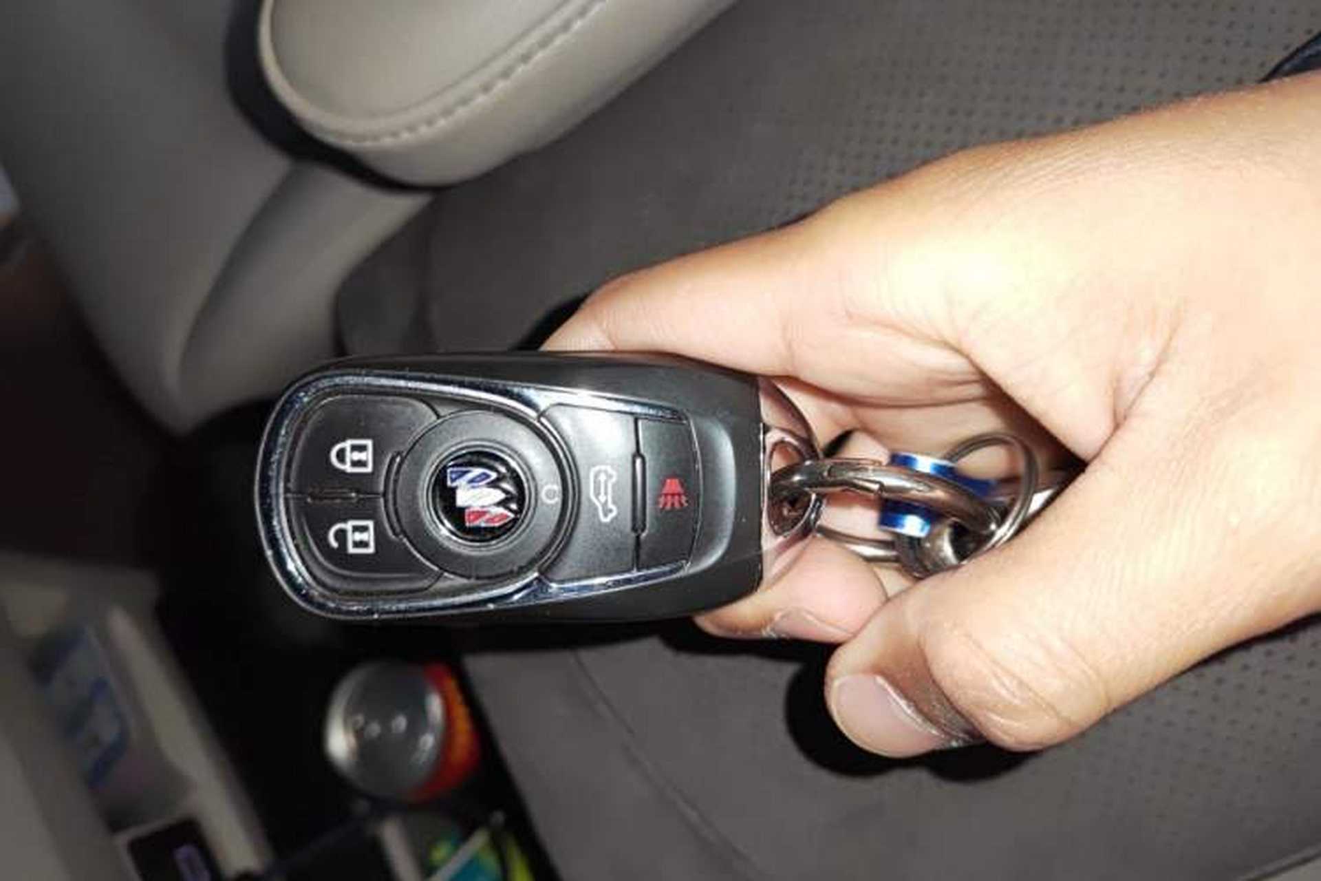 Used Buick GL8 2023 Land Executive Class Smart Enjoyment Model Vehicle Key