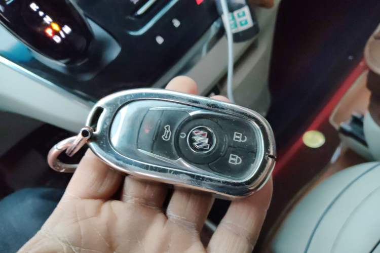 Used Buick GL8 2023 Land Executive Class Smart Enjoyment Model Vehicle Key