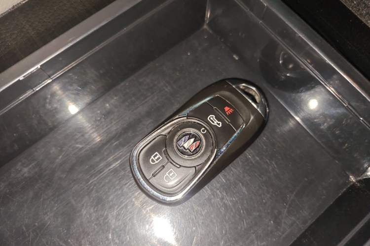 Used Buick GL8 2023 Land Executive Class Smart Enjoyment Model Vehicle Key