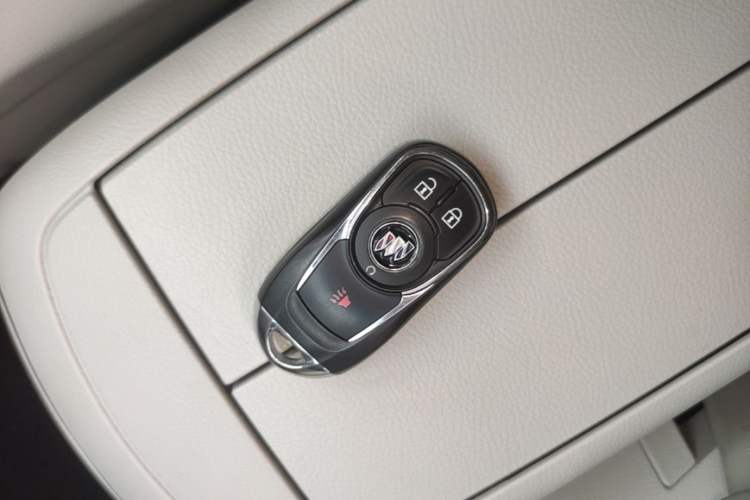 Used Buick GL8 2023 Land Executive Class Comfort Model Vehicle Key