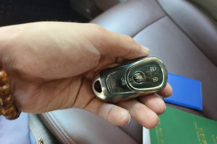 Used Buick GL8 2023 Land Executive Class Smart Enjoyment Model Vehicle Key