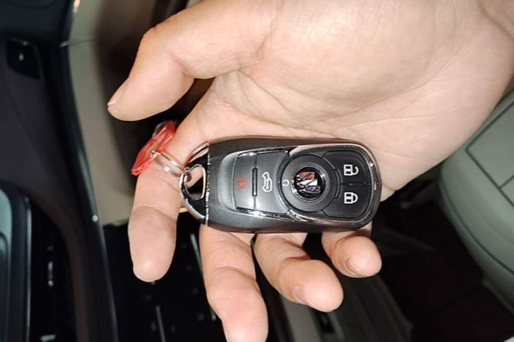Used Buick GL8 2023 Land Executive Class Smart Enjoyment Model Vehicle Key