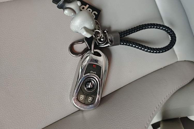 Used Buick GL8 2023 Land Executive Class Smart Enjoyment Model Vehicle Key