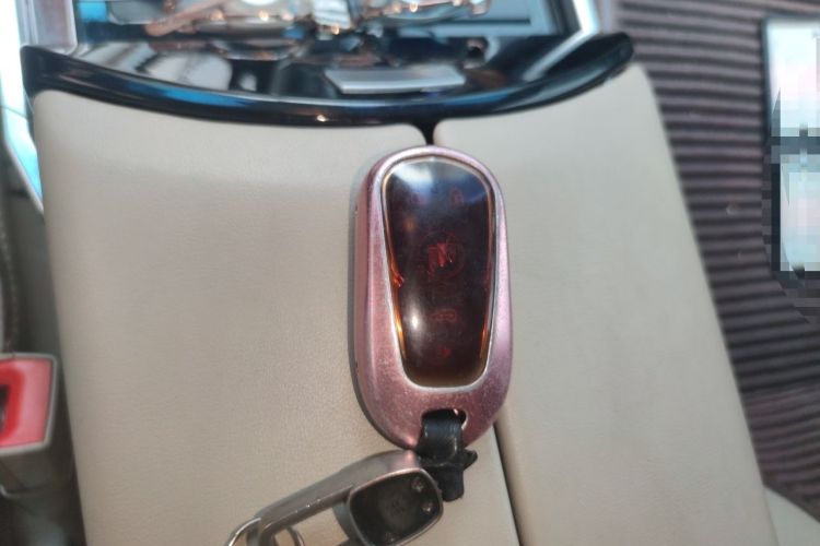 Used Buick GL8 2023 Land Executive Class 652T Luxury Model Vehicle Key