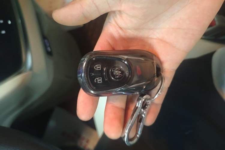 Used Buick GL8 2023 Land Executive Class Comfort Model Vehicle Key