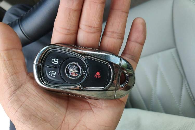 Used Buick GL8 2023 Land Executive Class Comfort Model Vehicle Key