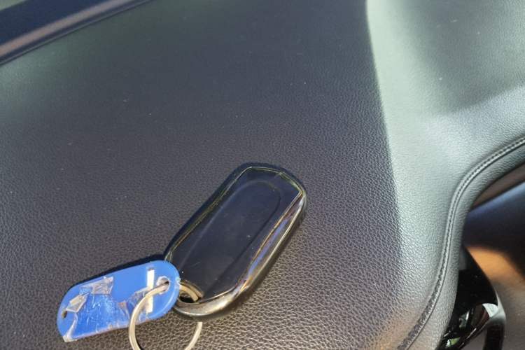 Used Buick GL8 2023 Land Executive Class Smart Enjoyment Model Vehicle Key