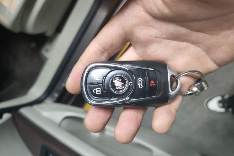 Used Buick GL8 2023 Land Executive Class Smart Enjoyment Model Vehicle Key