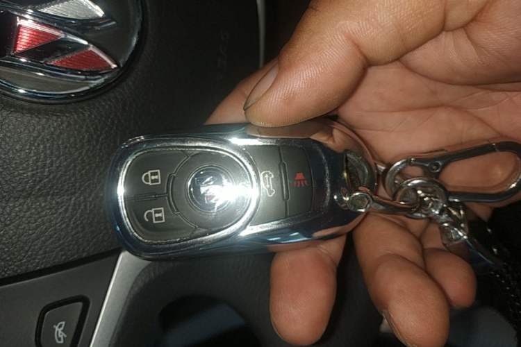 Used Buick GL8 2023 Land Executive Class Smart Enjoyment Model Vehicle Key