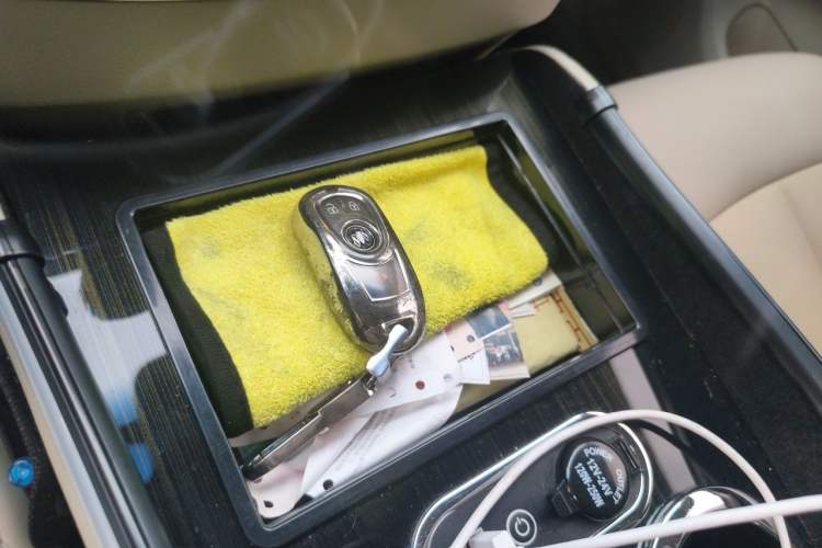 Used Buick GL8 2023 Land Executive Class Comfort Model Vehicle Key