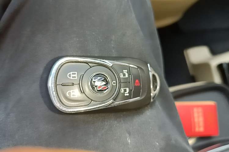 Used Buick GL8 2023 ES Lu Zun Deluxe Model Vehicle Key