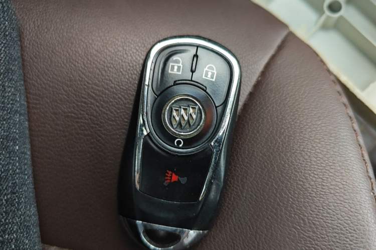 Used Buick GL8 2023 Land Executive Class Comfort Model Vehicle Key