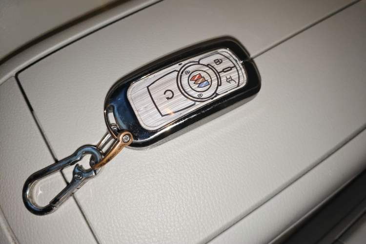 Used Buick GL8 2023 Land Executive Class Smart Enjoyment Model Vehicle Key