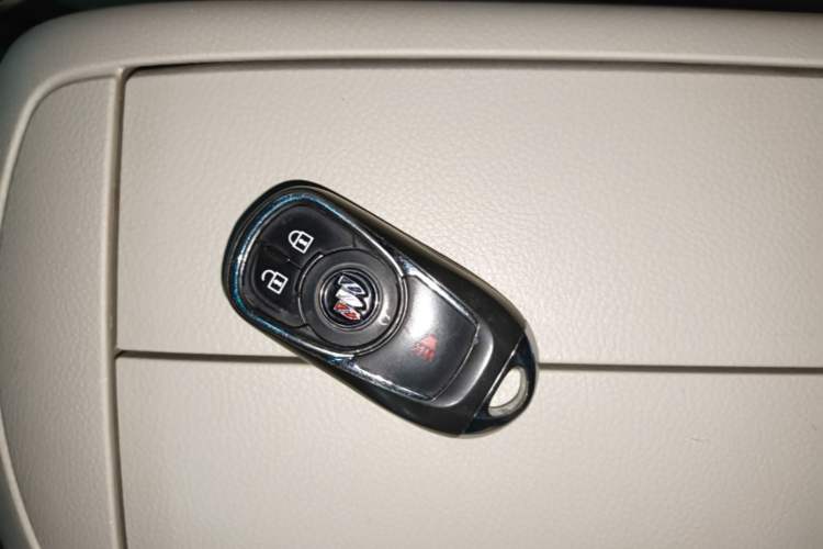 Used Buick GL8 2023 Land Executive Class Comfort Model Vehicle Key