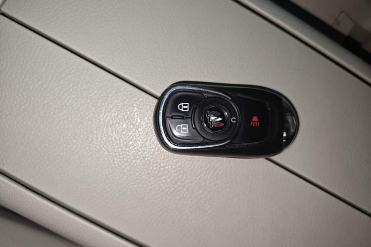 Used Buick GL8 2023 Land Executive Class Comfort Model Vehicle Key