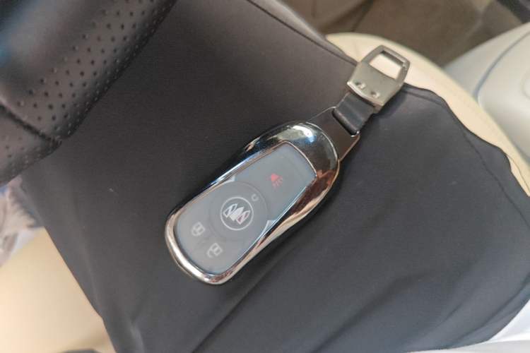 Used Buick GL8 2023 Land Executive Class Comfort Model Vehicle Key