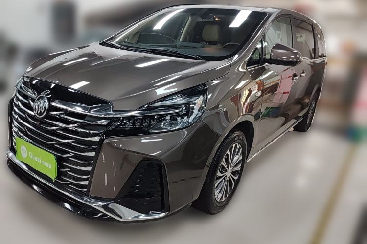 Used Buick GL8 2023 Facelifted Land Cruiser Executive Luxury Version