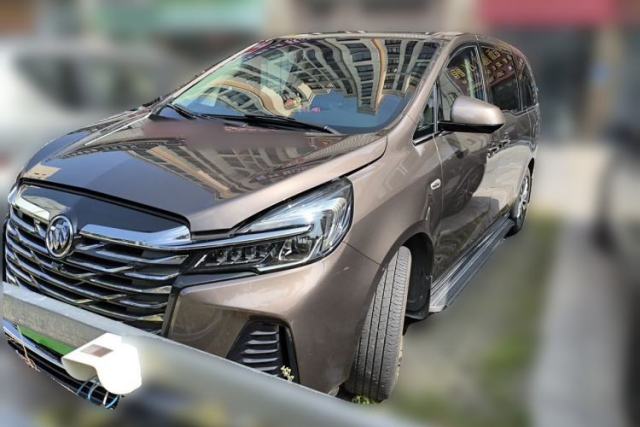 Used Buick GL8 2023 Facelifted Land Cruiser Executive Luxury Version
