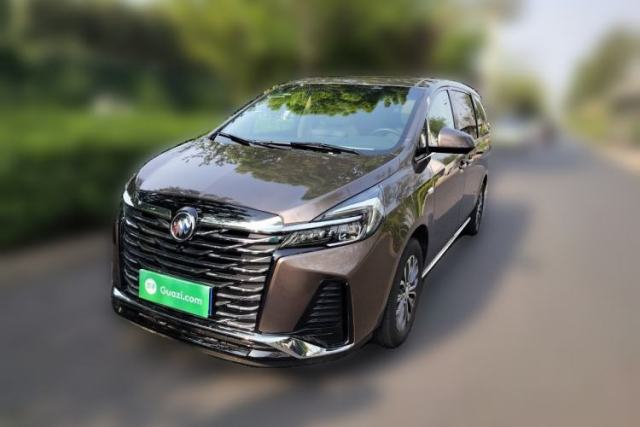 Used Buick GL8 2023 Facelifted Land Cruiser Executive Luxury Version