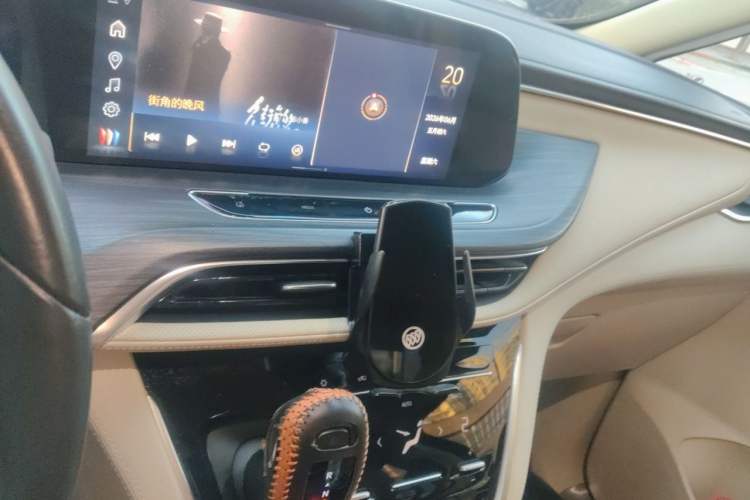 Used Buick GL8 2023 ES Lu Zun Deluxe Model Audio And AC Panel