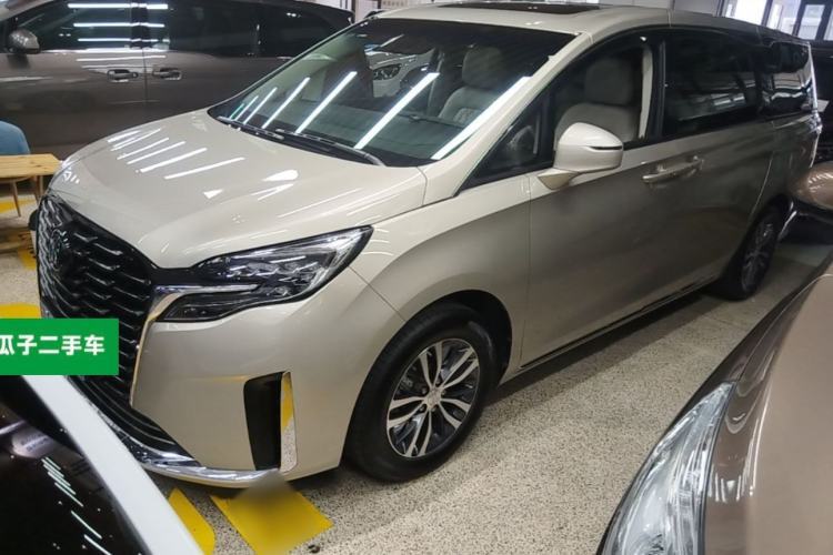 Used Buick GL8 2023 ES Lu Zun Comfort Model Guazi used car, China used car export, Used car for sale, Used cars, Cheapest cars for sale