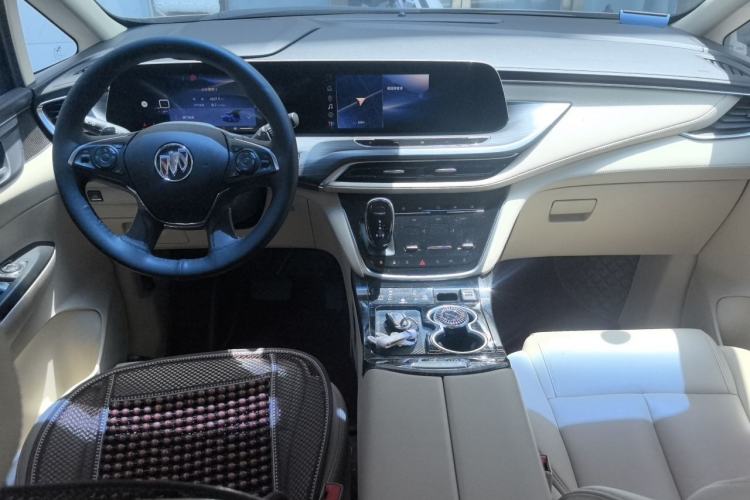 Used Buick GL8 2023 ES Lu Zun Deluxe Model Center Console
