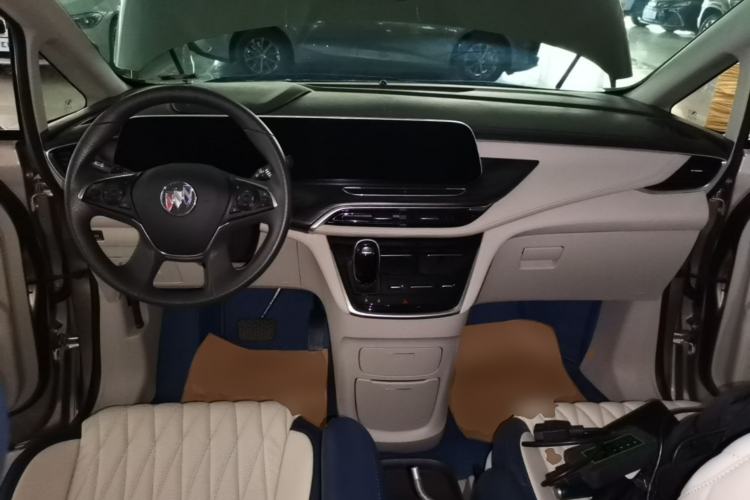 Used Buick GL8 2023 ES Lu Zun Comfort Model Center Console