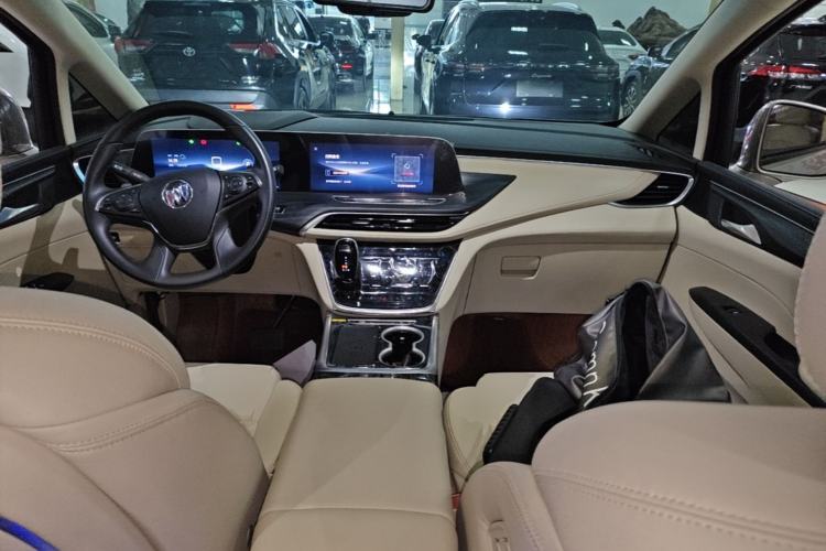 Used Buick GL8 2023 ES Lu Zun Luxury Edition and Yue Version Center Console
