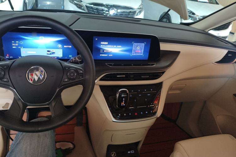 Used Buick GL8 2023 ES Lu Zun Deluxe Model Center Console
