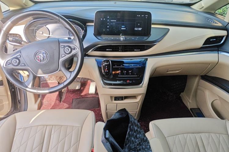 Used Buick GL8 2023 Land Executive Class 652T Luxury Model Center Console