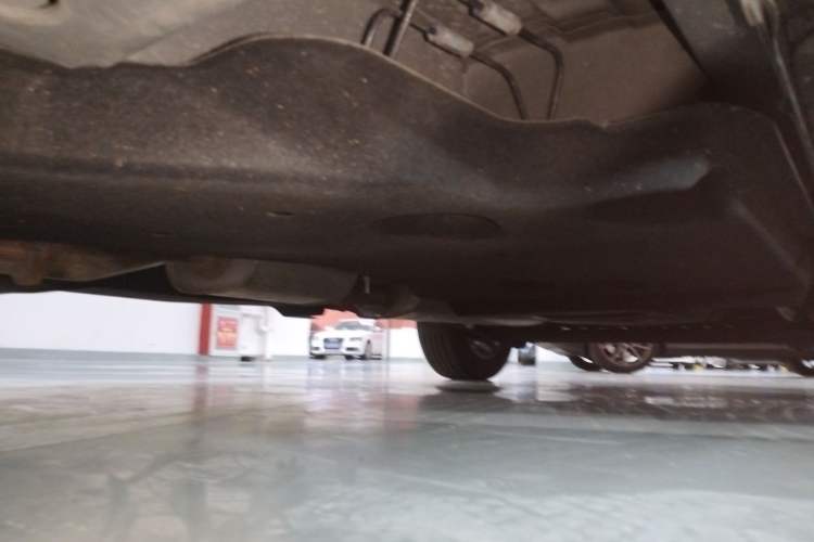 Used Buick GL8 2023 Facelifted Land Cruiser Executive Luxury Version Chassis Front Left