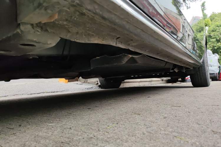 Used Buick GL8 2023 Land Executive Class Comfort Model Chassis Front Left