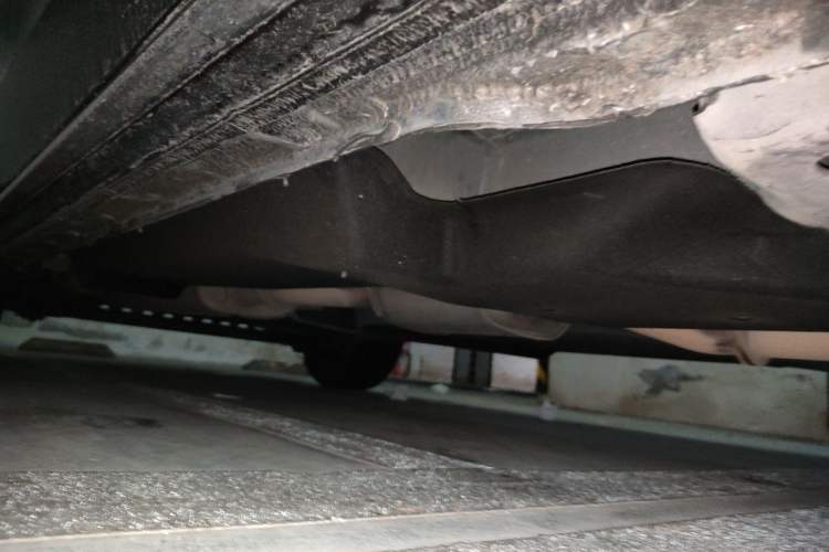 Used Buick GL8 2023 Facelifted Land Cruiser Executive Luxury Version Chassis Front Right